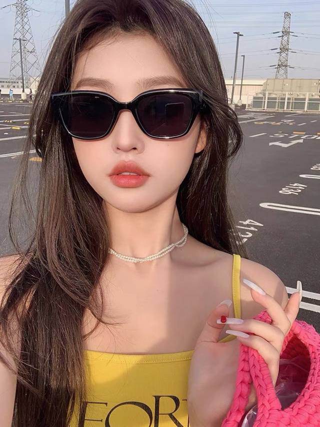 Gucc*高级感板材墨镜方框形男女太阳镜奶奶灰遮阳偏光潮流街拍