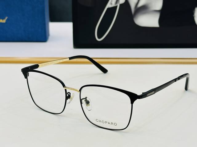 原版 Chopard肖邦 Model: Vchg06 Size：55口18-145 以现代时尚的设计风格 H配光架