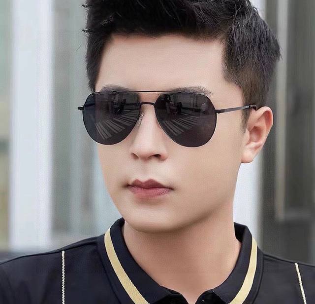 Gucci 男款炫彩飞行员偏光太阳镜 材质：高清尼龙加厚卡槽高清偏光镜片 无边框镜架颜