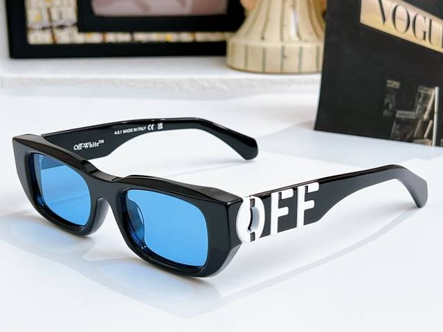 Off-Whit* Model:Oeri124 Size:49口20-145
