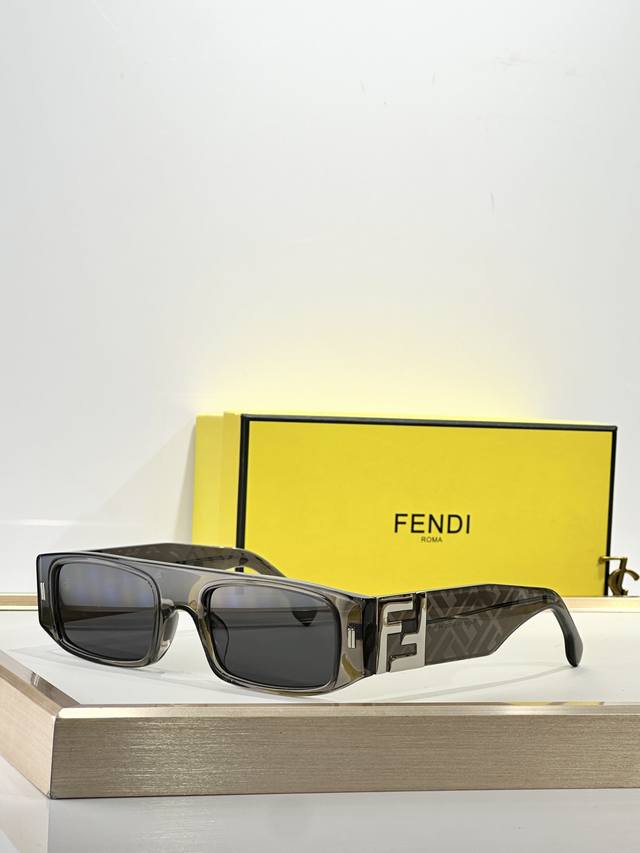 Fendi Mod：Fe40587 Size：54口23 145