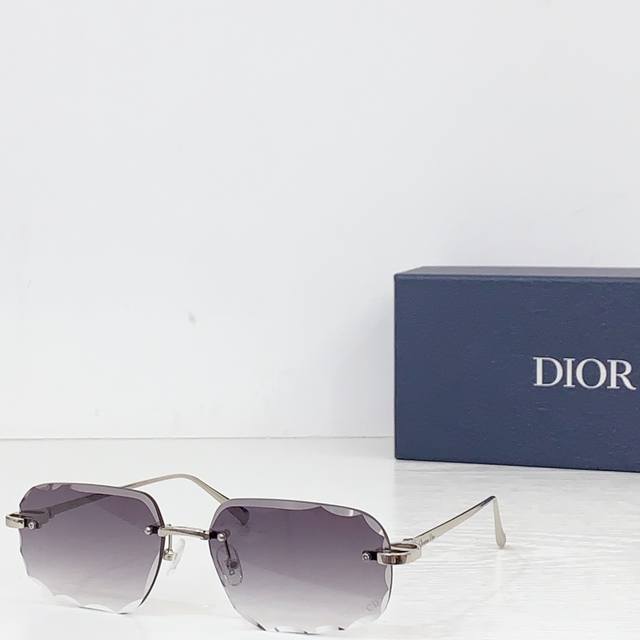 Dior Mod：Dsgta56Ucr Size：60口17 138