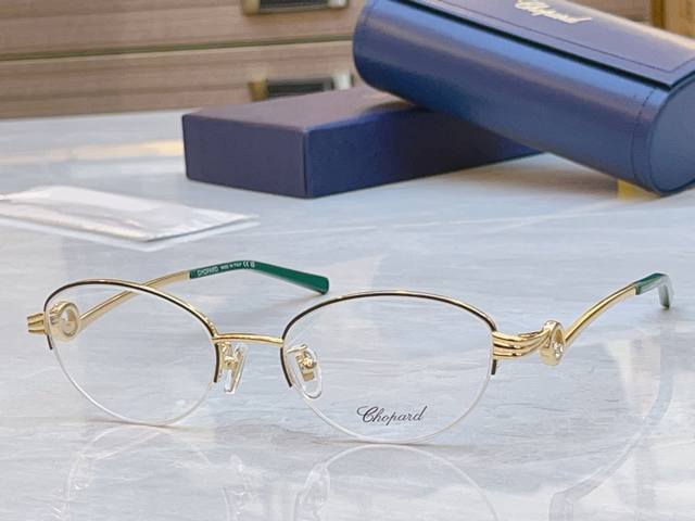 Chopar* 肖*邦新款太阳镜，Model：Vchg46J，Size：53口19-140