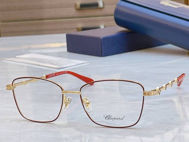 Chopar* 肖*邦新款太阳镜，Model：Vchg65S，Size：53口17-140