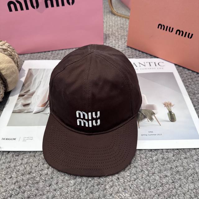 谬谬Miumiu 原单 新款棒球帽，正品开模订制，原版做工细致质量超赞！