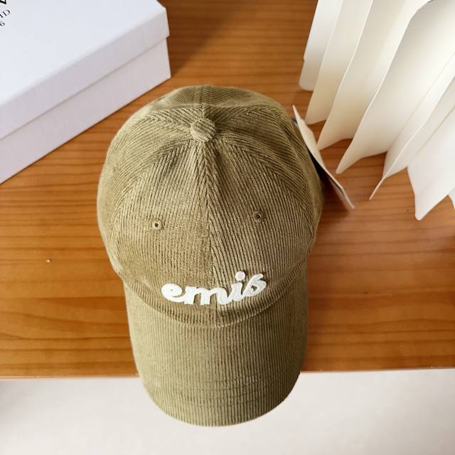 Emis 新款灯芯绒棒球帽，新款鸭舌帽，男女通用，头围57Cm