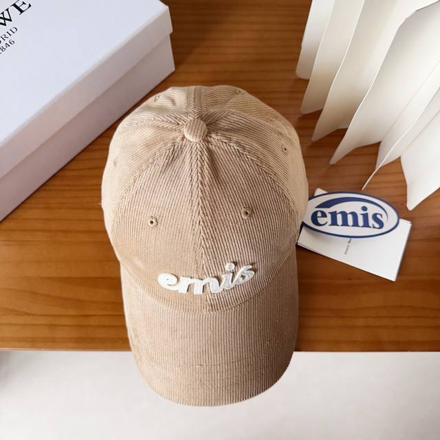 Emis 新款灯芯绒棒球帽，新款鸭舌帽，男女通用，头围57Cm