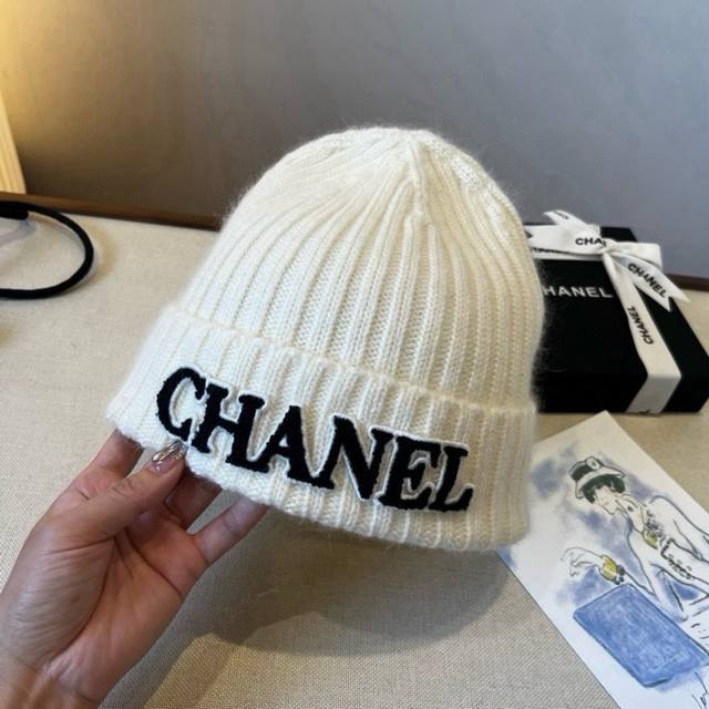 Chanel香奈儿针织毛线帽