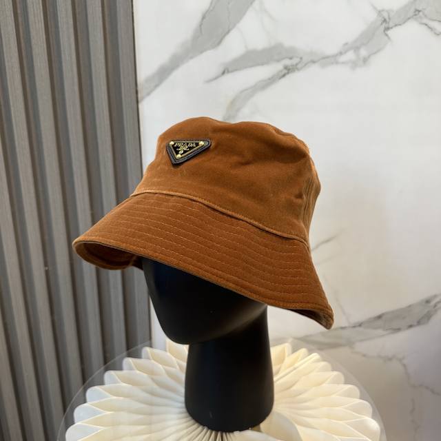 特批 劲爆新款 prada 普拉达 爆款金标貂绒高端渔夫帽，欧美重工手法，曰韩潮流，时尚大气，帅哥美女必入款配防尘袋男女必备！！！