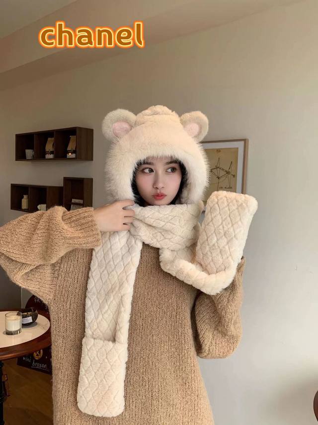 Chanel香奈儿小熊帽子秋冬女围巾手套一体连帽冬季围脖可爱保暖毛绒冬天三件套