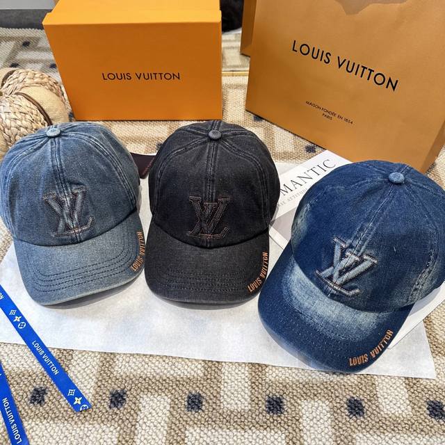 路易威登棒球帽 Louisvuitton新款Lv棒球帽，重工打造高端大气，百搭款男女通用！3色