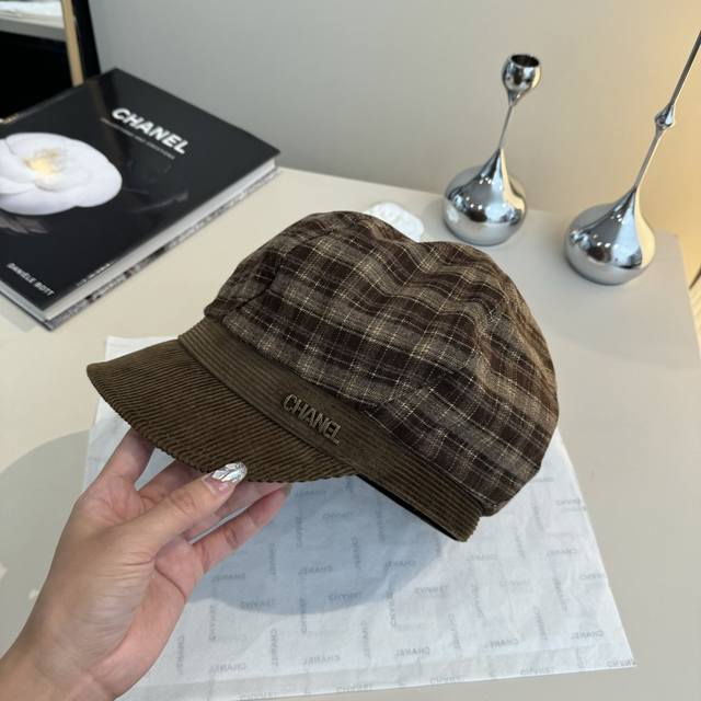 Chanel香奈儿新款鸭舌画家帽，秋冬款，头围57Cm