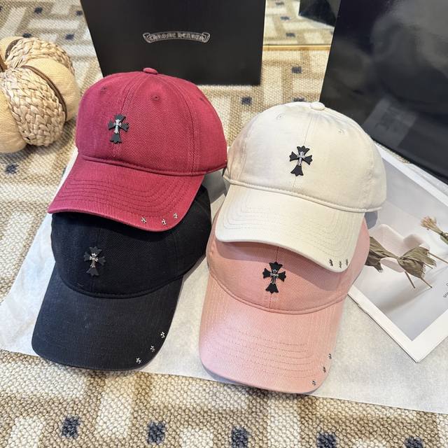 Chrome Hearts 克罗心 新款十字架 高品质棒球帽，高端定制版！网红时尚博主同款！墙裂推荐！质量巨好！谁戴谁好看~