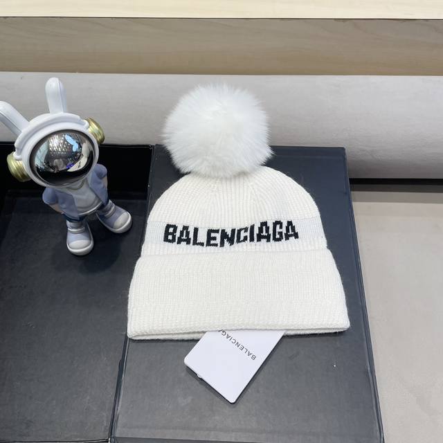 巴黎世家高版本巴黎世家现货Balenciaga巴黎世家官网品质 非市场普通货，留意细节哦 秋冬新款字母Logo毛线帽子，男女同款针织帽气质高雅保暖舒适