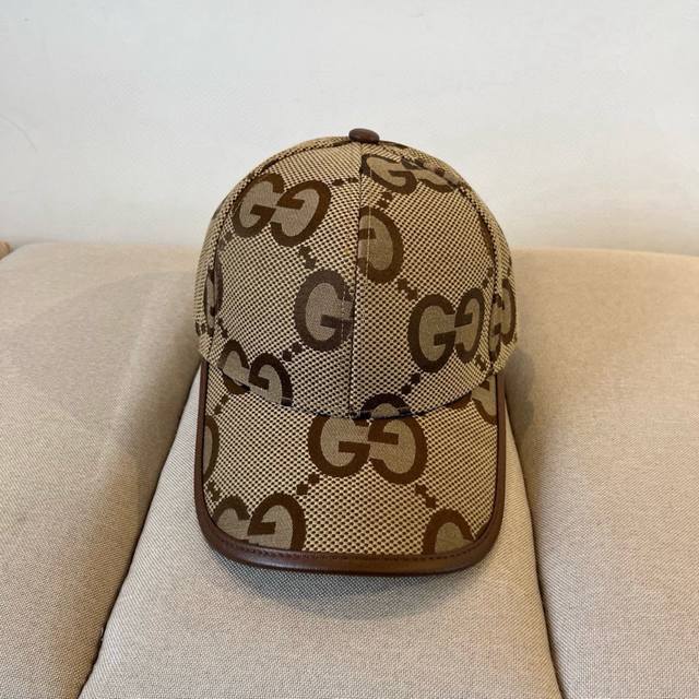 古奇棒球帽Gucci官网新品，棒球帽，原单品质火爆来袭 工艺非常精美 高档大气上档次！低调奢华，方便携带！跑量！