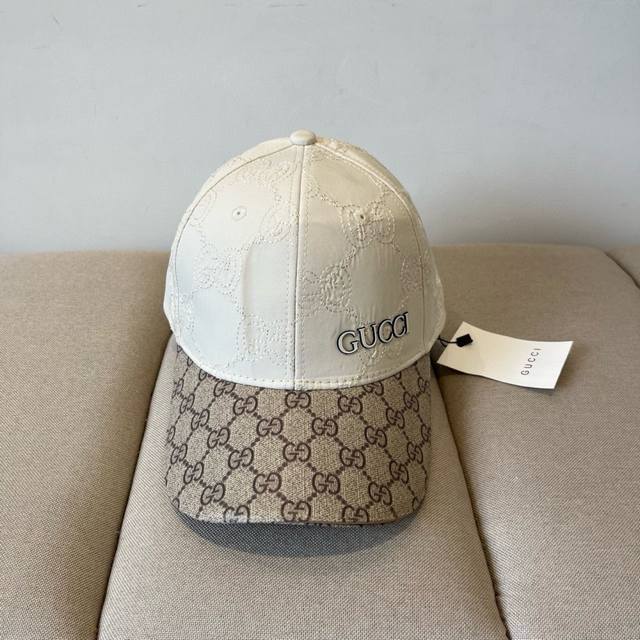 古奇棒球帽Gucci官网新品，棒球帽，原单品质火爆来袭 工艺非常精美 高档大气上档次！低调奢华，方便携带！跑量！
