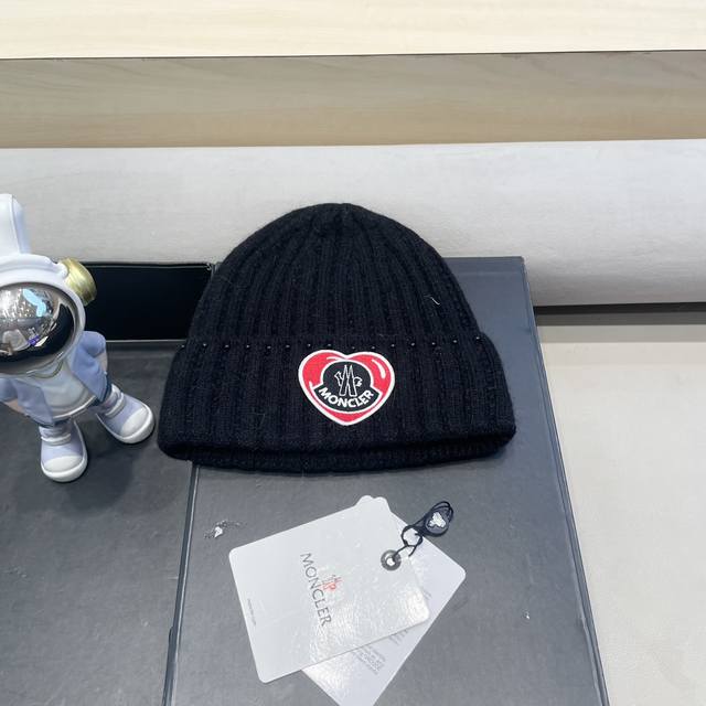 Moncler冬季上新 针织粗线保暖百搭加厚包头冬季女帽子情侣Ins冬天时尚