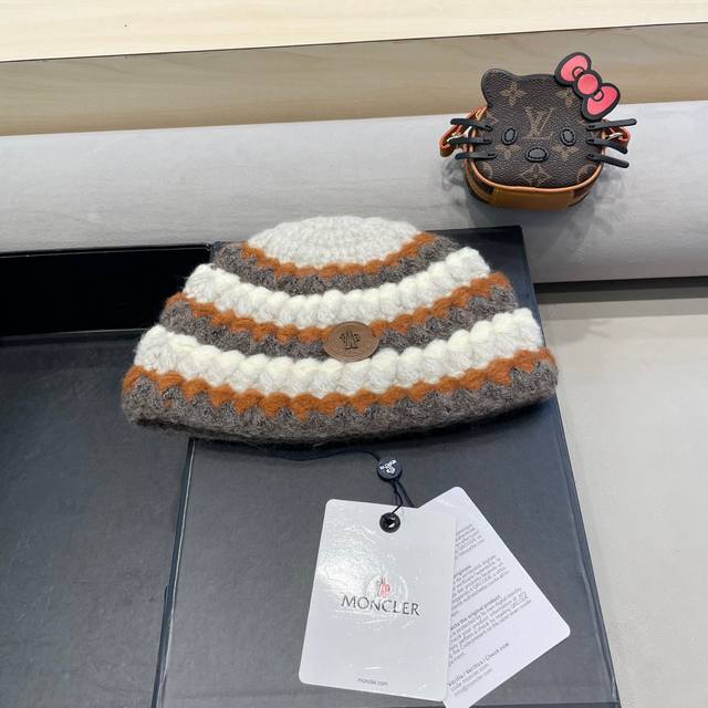 Moncler条纹毛线帽子女款 新款冬季保暖护耳洋气针织帽大头围百搭时尚
