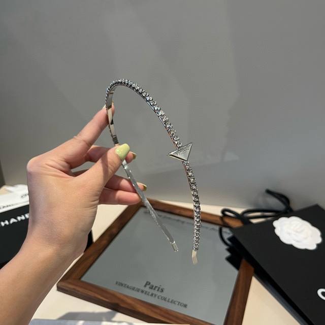 p Rada普拉达新款发箍