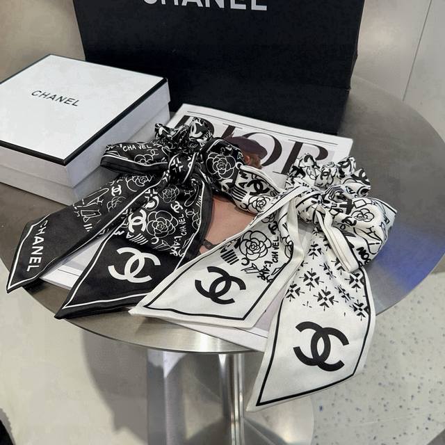 配包装盒 Chanel 香奈儿 最新款小香飘带发圈，名媛范儿十足，时尚潮人必备