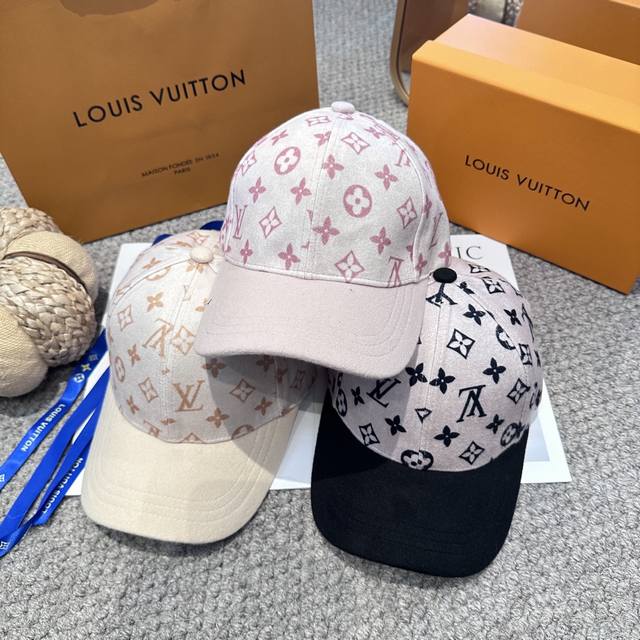 路易威登棒球帽 Louisvuitton新款秋冬Lv棒球帽，重工打造高端大气，百搭款男女通用！