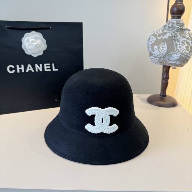 Chanel香奈儿盆帽，百分百羊毛面料%，头围57Cm