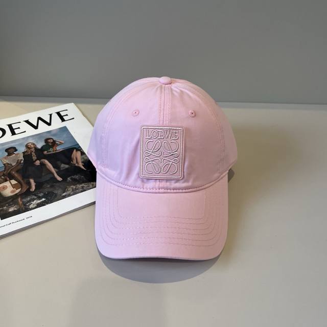罗意威 Loewe新款原版原标设计，质感超好，外部线条定位标准，做工精细，简约大气低价走量！