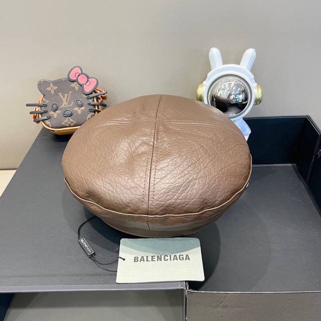 Balenciaga巴黎世家 新款皮贝雷帽女秋季英伦复古画家帽纹路皮质蓓蕾帽子潮