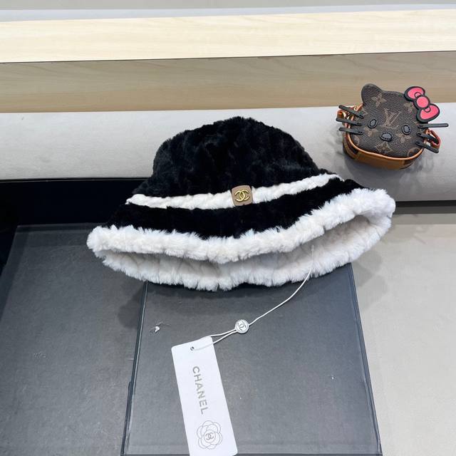 Chanel毛绒渔夫帽女 新款秋冬季百搭小香风显脸小素颜针织水桶帽子