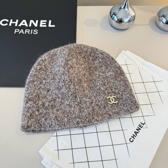 Chanel香奈儿羊毛毛线帽，百分百羊毛面料，头围57Cm