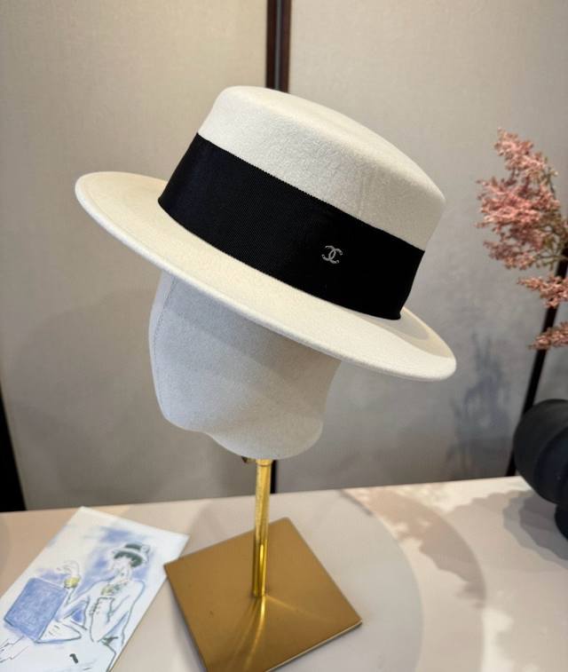 白色 Chanel香奈儿新款经典名媛风平顶礼帽，头围57Cm