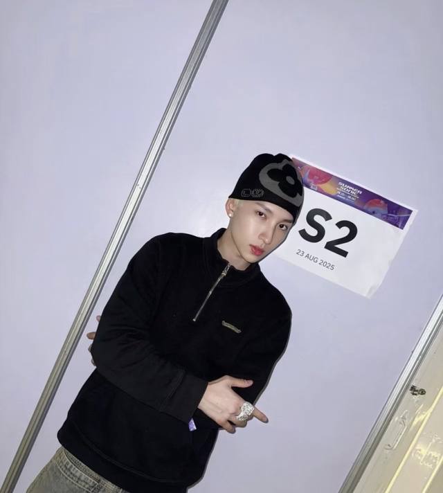Lv路易斯新款毛线帽