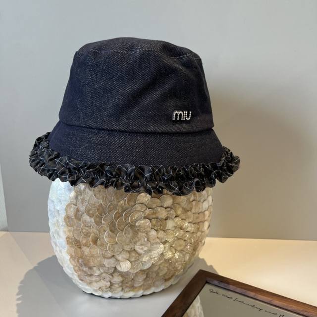 Miumiu缪缪新款牛仔渔夫帽，头围57Cm