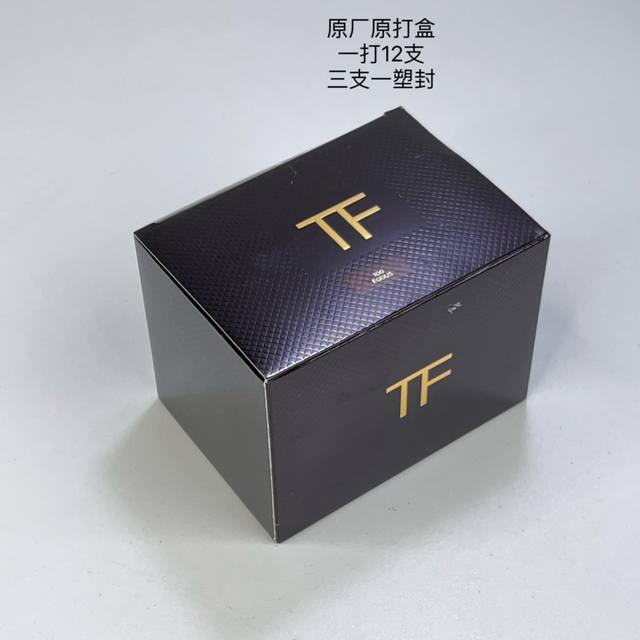 高端品质 Tf黑粗管口红！色号： 滋润色号02-08-09-10-N1-N2-N3-69-15-16-80-06-11-19-20 哑光色号08-09-510-