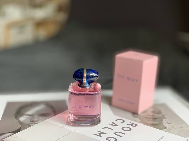 高端品质 阿玛尼Giorgio Armani香水My Way 香水 我的方式90Ml 前调：卡拉布里亚佛手柑，埃及橙花 中调：晚香玉，茉莉 尾调：佛吉尼亚雪松，
