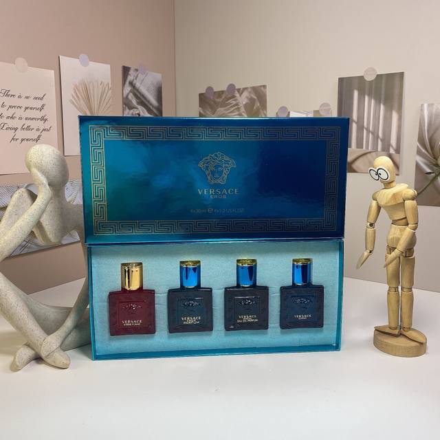 原单品质 范思哲爱神中样四件套30Ml*4个，带喷头，内含：红色爱神，蓝色爱神，浓香爱神，香精爱神