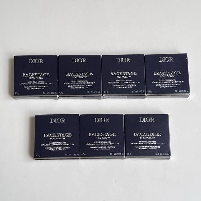 高端品质 迪奥单色腮红25版4.5G 001# 006# 012# 015# 103# 063# 077# 配中文标 打12 件288