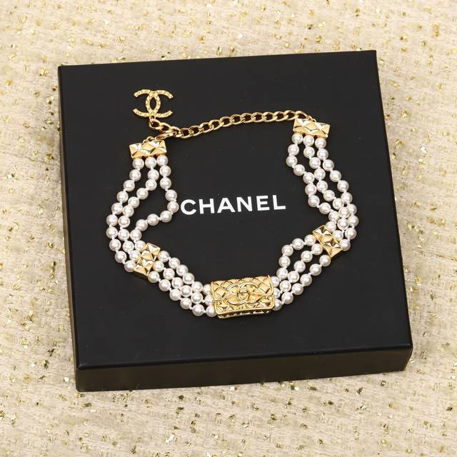 210366 我们出品 Z万+，量大咨询客Fu 香 珍珠包包Choker 火爆来袭！全网首发超有Vintage味道的设计，非常值得收藏“流行稍纵即逝，风格永存”