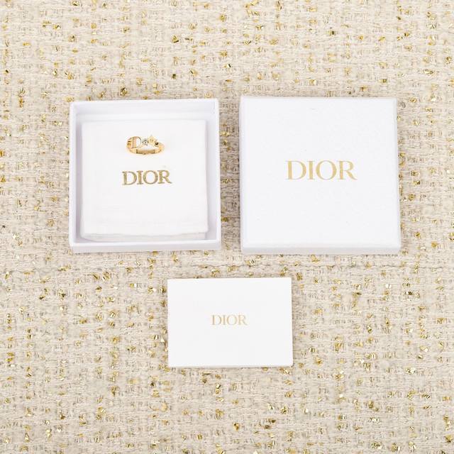 250430 我们出品Zp3840！量大咨询客Fu Dor Cd星钻戒指 是心动啊最新款绝美星星！全网首发现Huo！先到先得超级精致时尚的星星元素！超爱本季度必