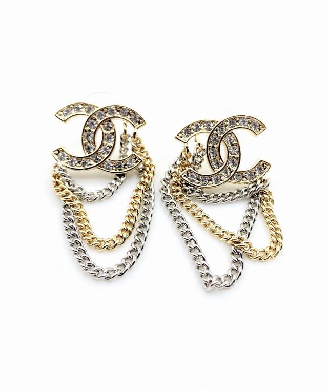 Chanel Cc双色流苏 一致Z批黄铜材质