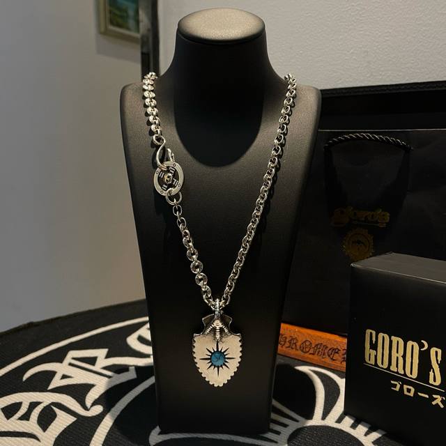 新品上架 Goro’S高桥吾郎松石鹰爪盾牌吊坠，高桥吾郎经典圆扣项链，顶级版本，认准独家拍摄，主攻高端市场 ，快手 Ins 小红书热门款，绝对区别普通版本！图片