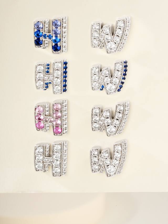 Harry Winston Graffiti涂鸦艺术作为Hw永久的灵感源泉-纽约， 一个多姿多彩、充满活力生机希望的都市，涂鸦艺术到处可见，用钻石和彩宝混搭而成