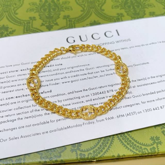 古驰推荐款2025最新古驰手链出炉 Gucci古驰手链最新款的经典款 精致无论款式 质感 都是绝对的顶尖Feel 只要看一眼就懂了 原版Logo 超 Nice