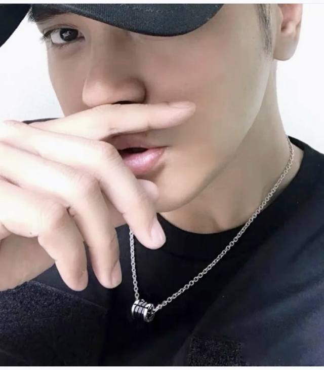 V金高定～全新Cnc 宝格丽小红人# Bvlgari B Zero 1 慈善款小红人陶瓷项链原版打造 链身粗细 钢印小红人工艺 均与宝格丽原厂传统手工保持一致