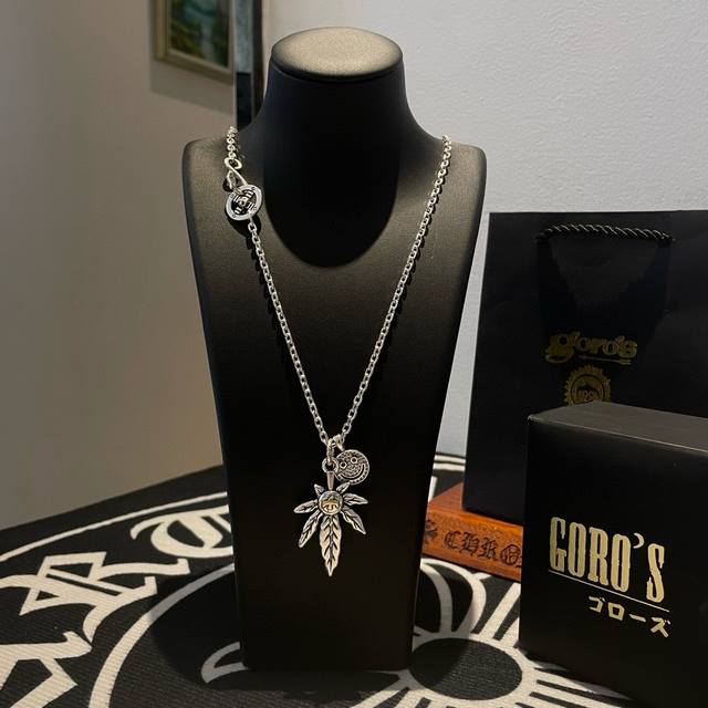 新品上架 Goro’S高桥吾郎枫叶笑脸吊坠，高桥经典项链，顶级版本，认准独家拍摄，主攻高端市场 ，快手 Ins 小红书热门款，绝对区别普通版本！图片产品细节与Z