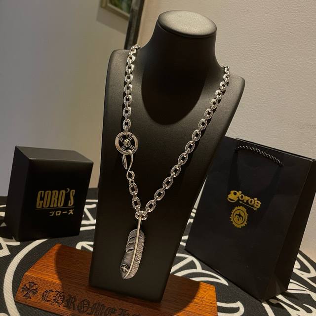 新品上架 Goro’S高桥吾郎羽毛吊坠，高桥经典环扣字母项链，顶级版本，认准独家拍摄，主攻高端市场 ，快手 Ins 小红书热门款，绝对区别普通版本！图片产品细节