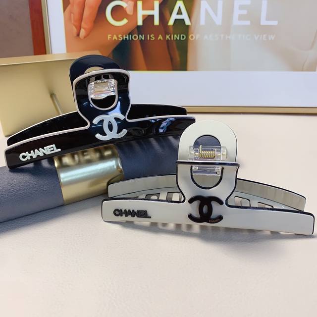 chanel小香 Chanel抓夹 醋酸抓夹气质百搭日常精致小单品 小仙女必入单品 宝藏款 闭眼入推荐款 单个 配发箍盒