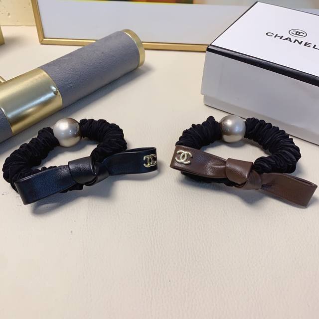 chanel小香 Chanel皮筋 蝴蝶结Logo皮筋发圈大肠圈气质百搭小仙女必入单品 宝藏款 闭眼入推荐款 单个