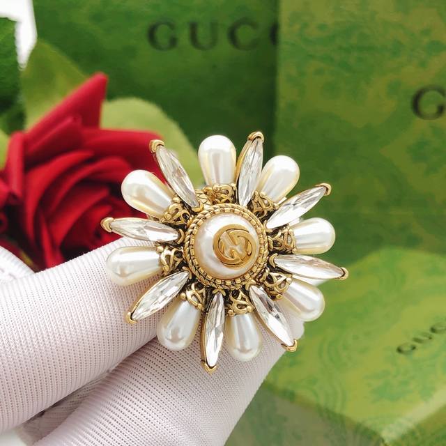 编号Gjz0009 三合一古驰Gucci新款套装 戒指