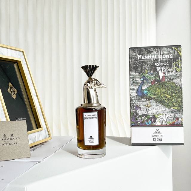 高品质 潘海利根兽首孔雀浓香水75Ml Penhaligon's Clandestine Clara, “温柔夜色” 香调：东方木质琥珀调 前调：香草兰姆酒 清